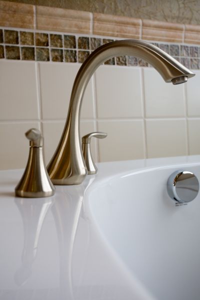 Bathtub Faucet Repair in Bella Vista