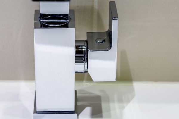 Cost of Faucet Knob Replacement in Bella Vista